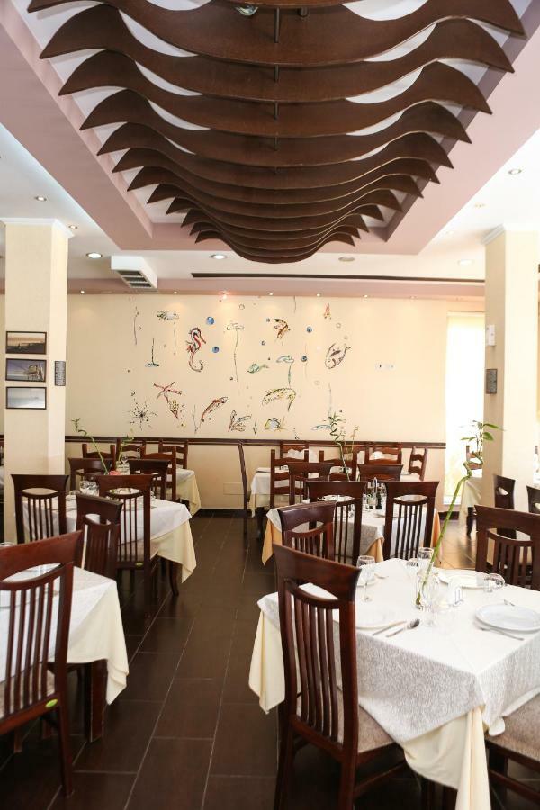 Hotel Edart Durrës Kültér fotó
